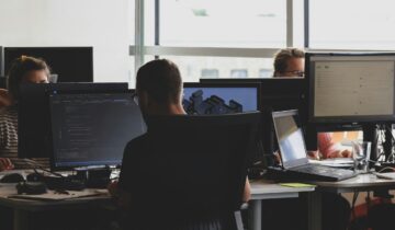 Dugoročni najam IT opreme: kako osigurati stabilno poslovanje bez neplaniranih troškova i zastoja